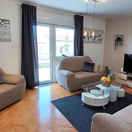 Modern With Sea View Apartment Crikvenica