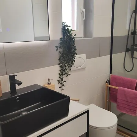Modern With Sea View Apartment Crikvenica